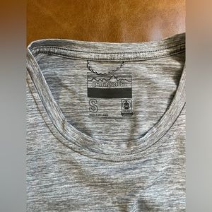 Patagonia Capilene Cool Daily Graphic Long-Sleeve Shirt Size Small